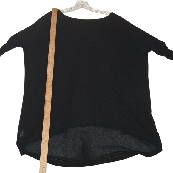 SALE EUC Women's Very J Sz. S Black Over-sized Lightweight Long-sleeve Sweater - Picture 5 of 10